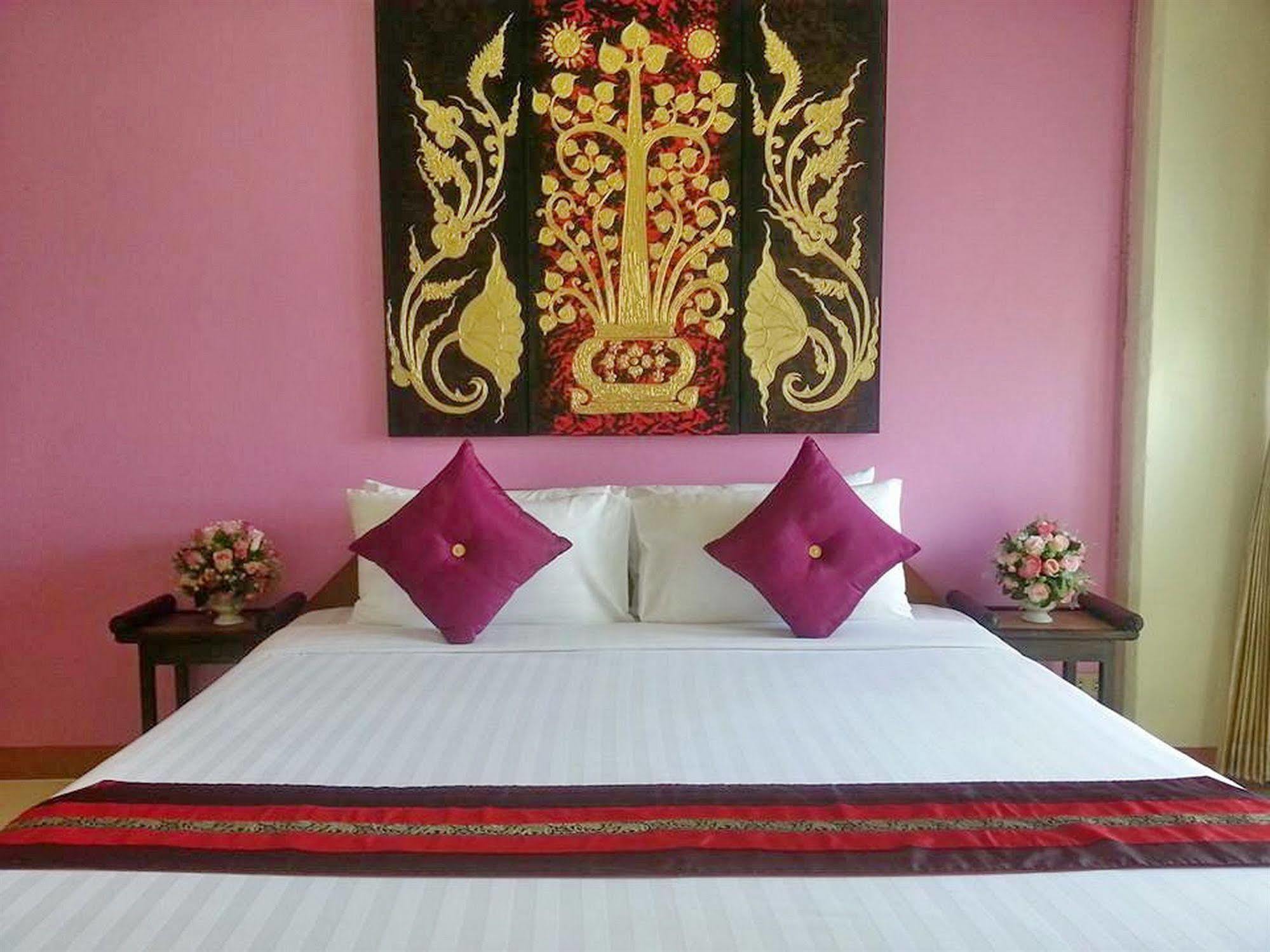 The Sun & 3* Pattaya