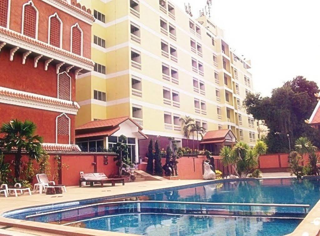 Hotel The Sun & 3*